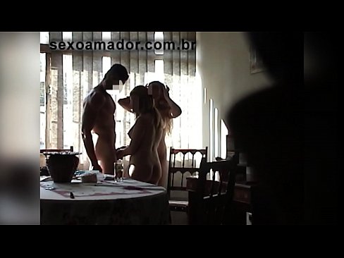 ❤️ Amigos sexuais convidam um homem gigante e um ménage à trois com ele ❌ Sexo em pt.quizfarmature.ru ﹏