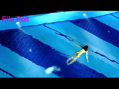 ❤️ Não consigo parar de ver, jovem loira apanhada a nadar nua na piscina da estância balnear ELLA BOLT ❌ Sexo em pt.quizfarmature.ru ﹏