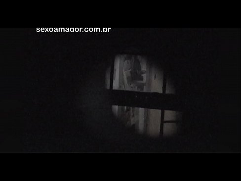 ❤️ Lourinho é filmado secretamente por um voyeur de bairro escondido atrás de tijolos ocos ❌ Sexo em pt.quizfarmature.ru ﹏